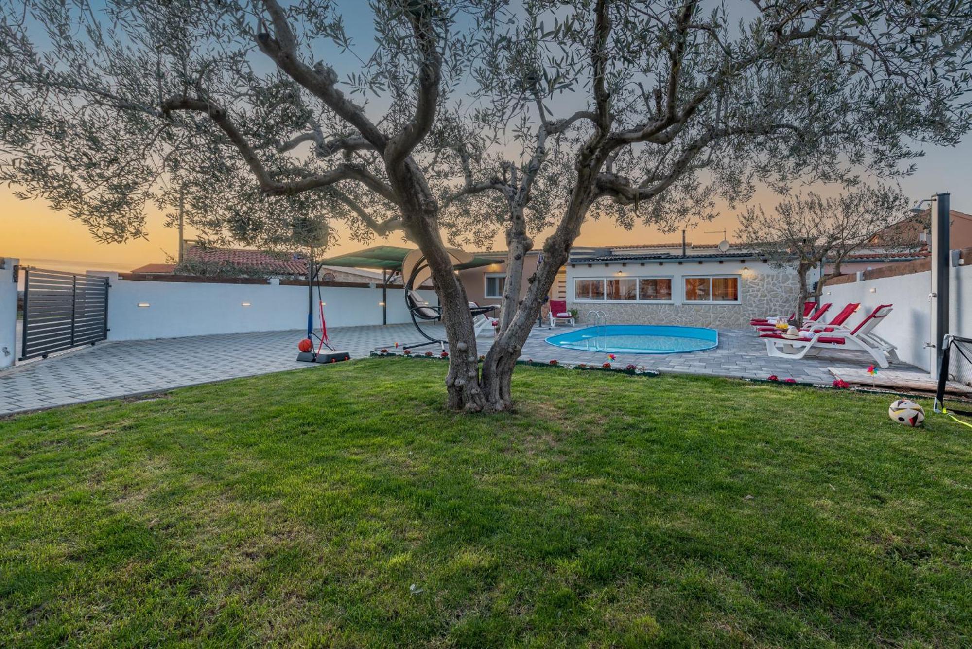 Villa Luma Zadarvillas Gorica  Exteriör bild
