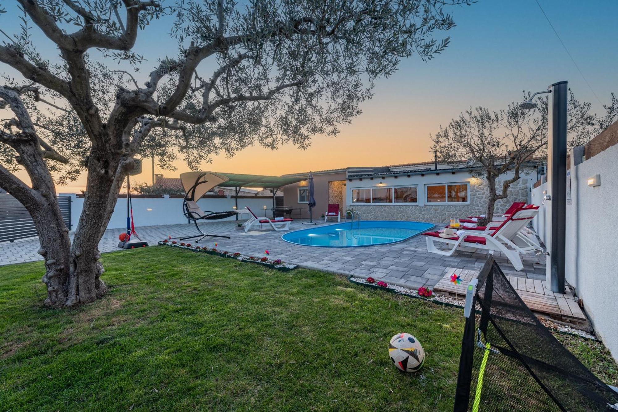 Villa Luma Zadarvillas Gorica  Exteriör bild