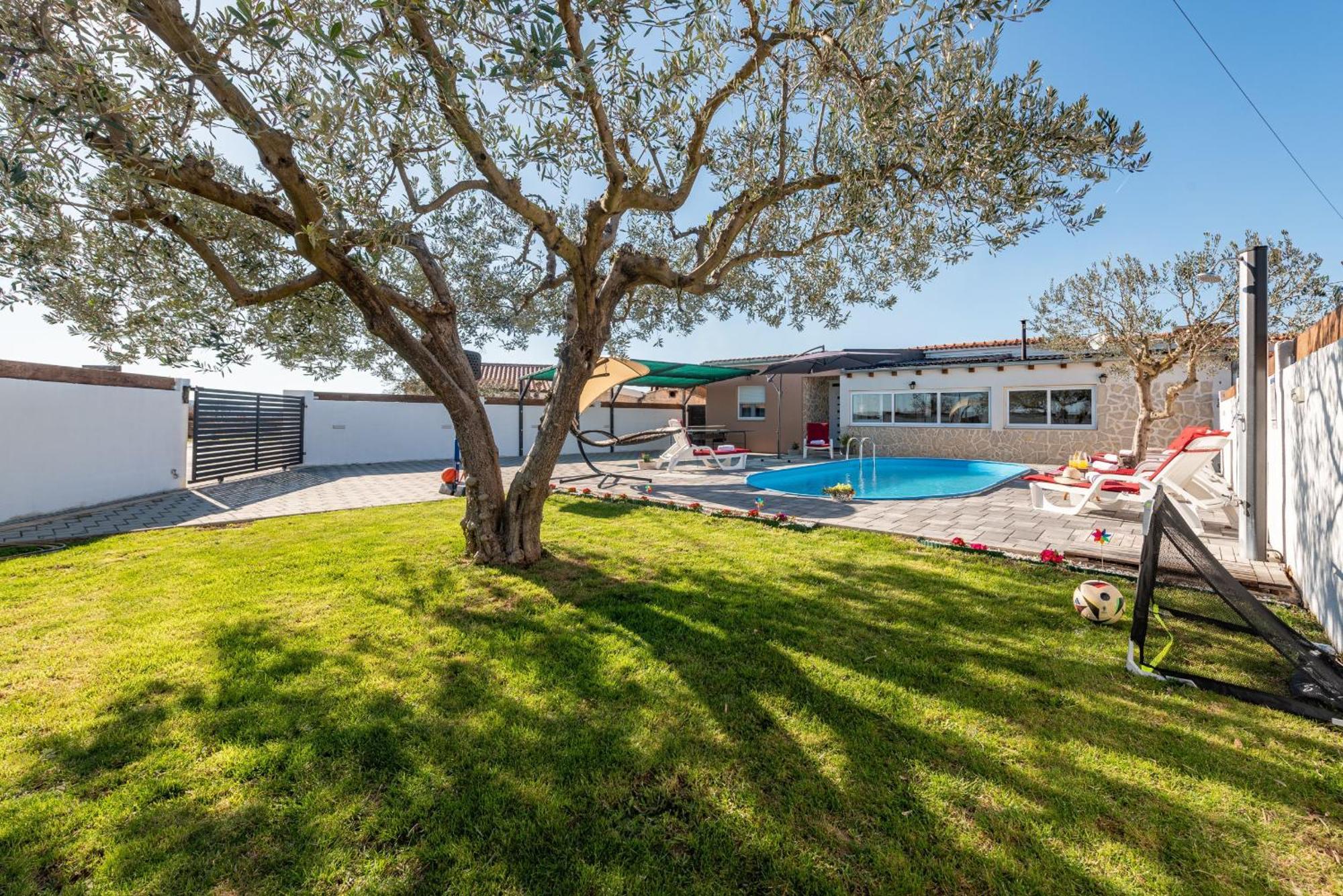 Villa Luma Zadarvillas Gorica  Exteriör bild